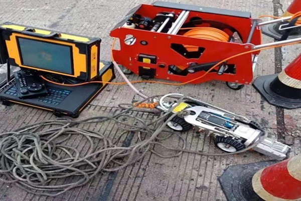 乐至CCTV管道检测机器人