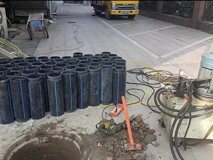 乐至PE置换管厂家 DN315置换管 非开挖管短管置换